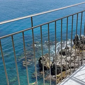 Franco's Cefalu