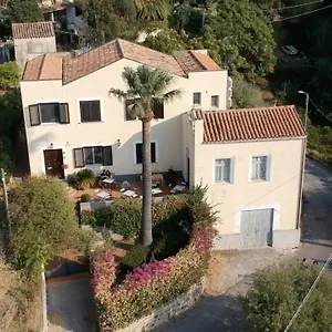 3* Bed & Breakfast Bouganville
