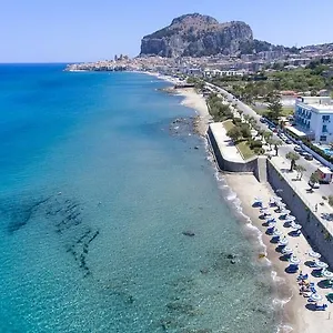 Tourist Hotell